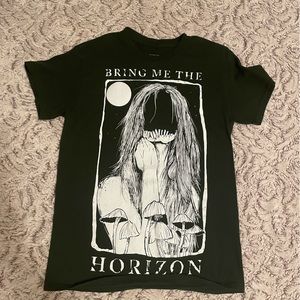 bring me the horizon tee (NWOT⭐️)